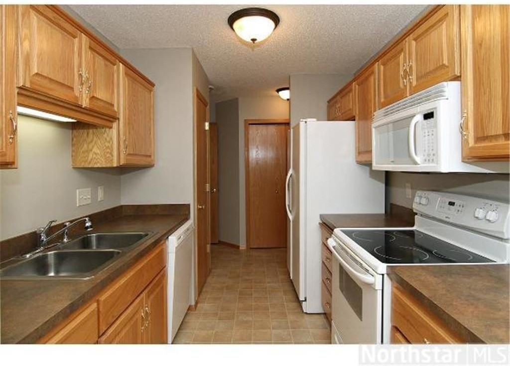 15413 Radium St Nw - Photo 3 of 5