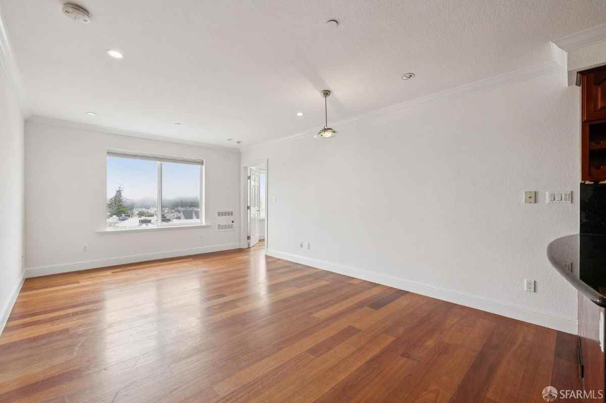 1408 31st Ave ##307 - Photo 7 of 19