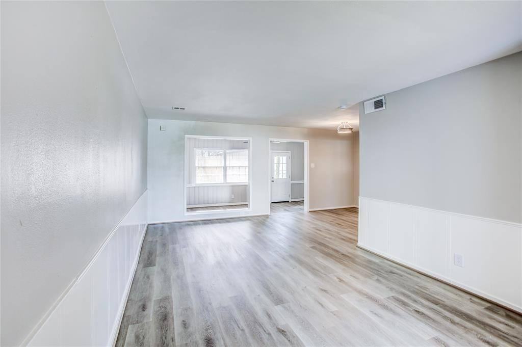 4137 Woodfin St - Photo 3 of 20