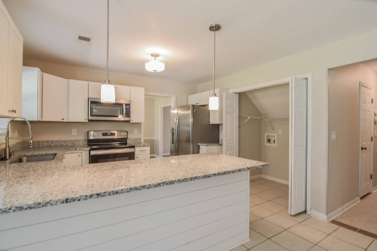 5407 Blufton Ct - Photo 3 of 20
