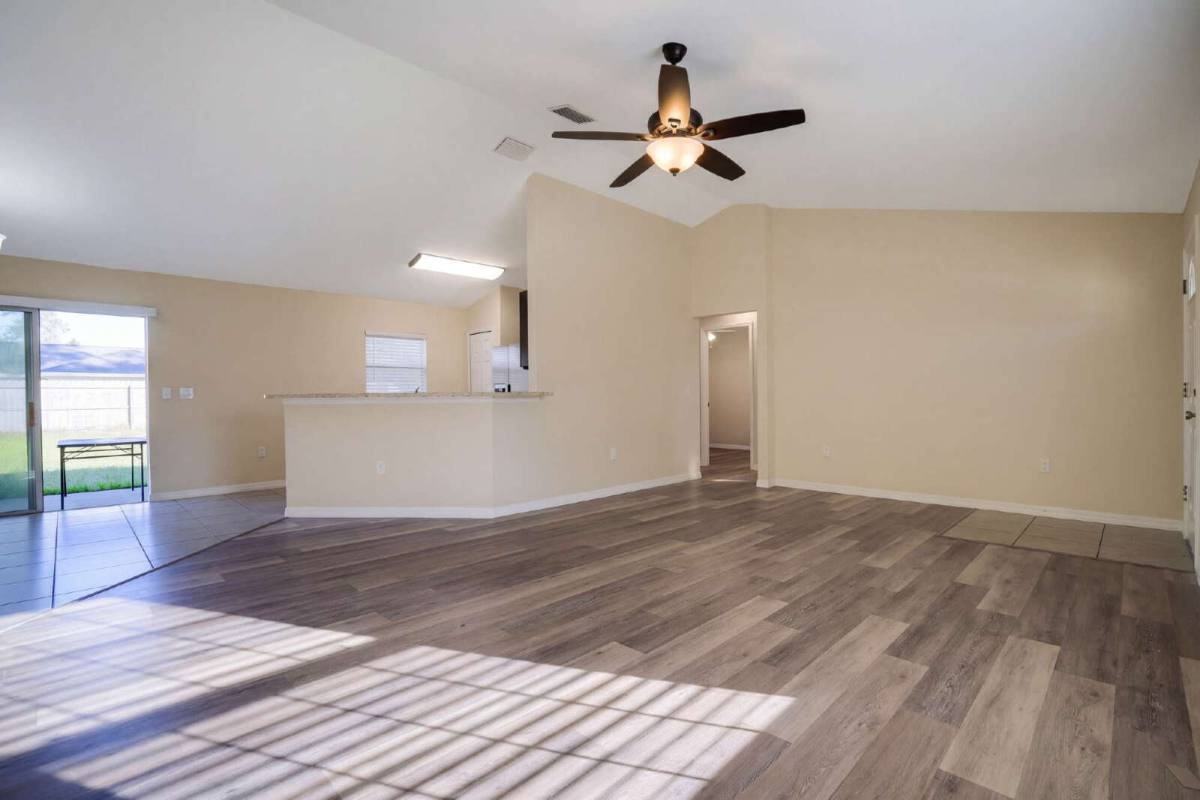 2875 Sw 162nd Street Rd - Photo 4 of 20