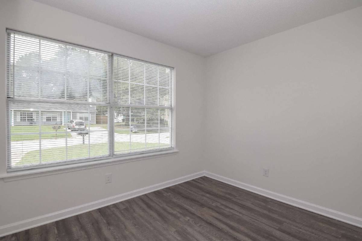 9513 Raven Dr - Photo 7 of 10