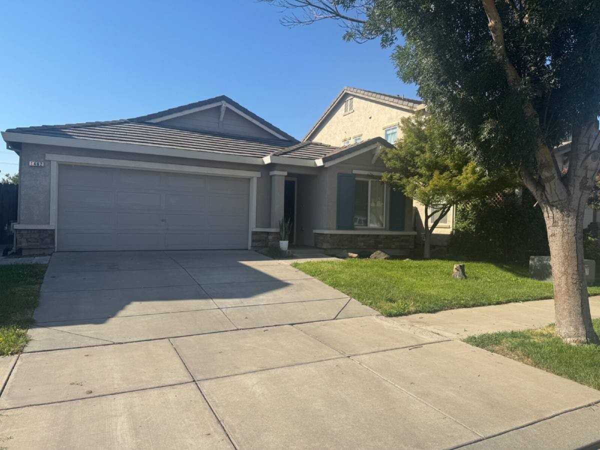 1462 Antioch Ct - Photo 2 of 10