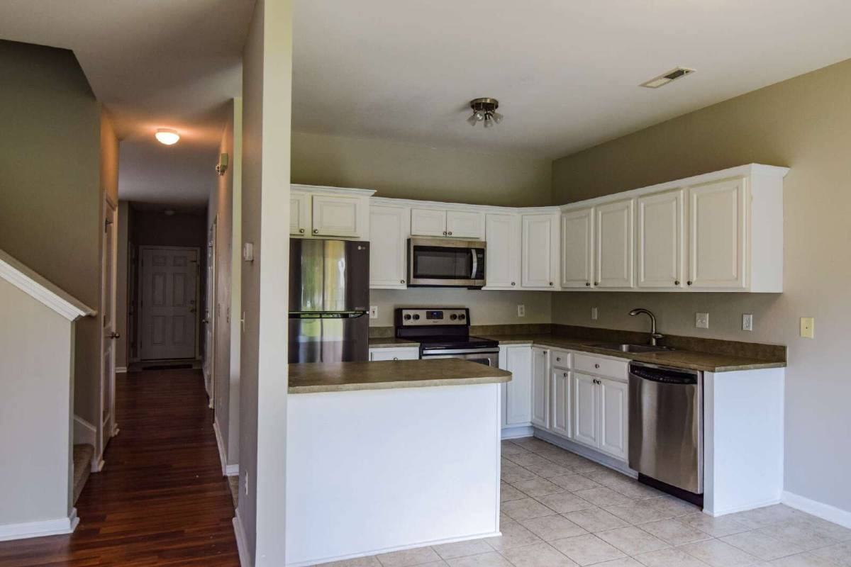 196 Grand Oaks Dr - Photo 5 of 20