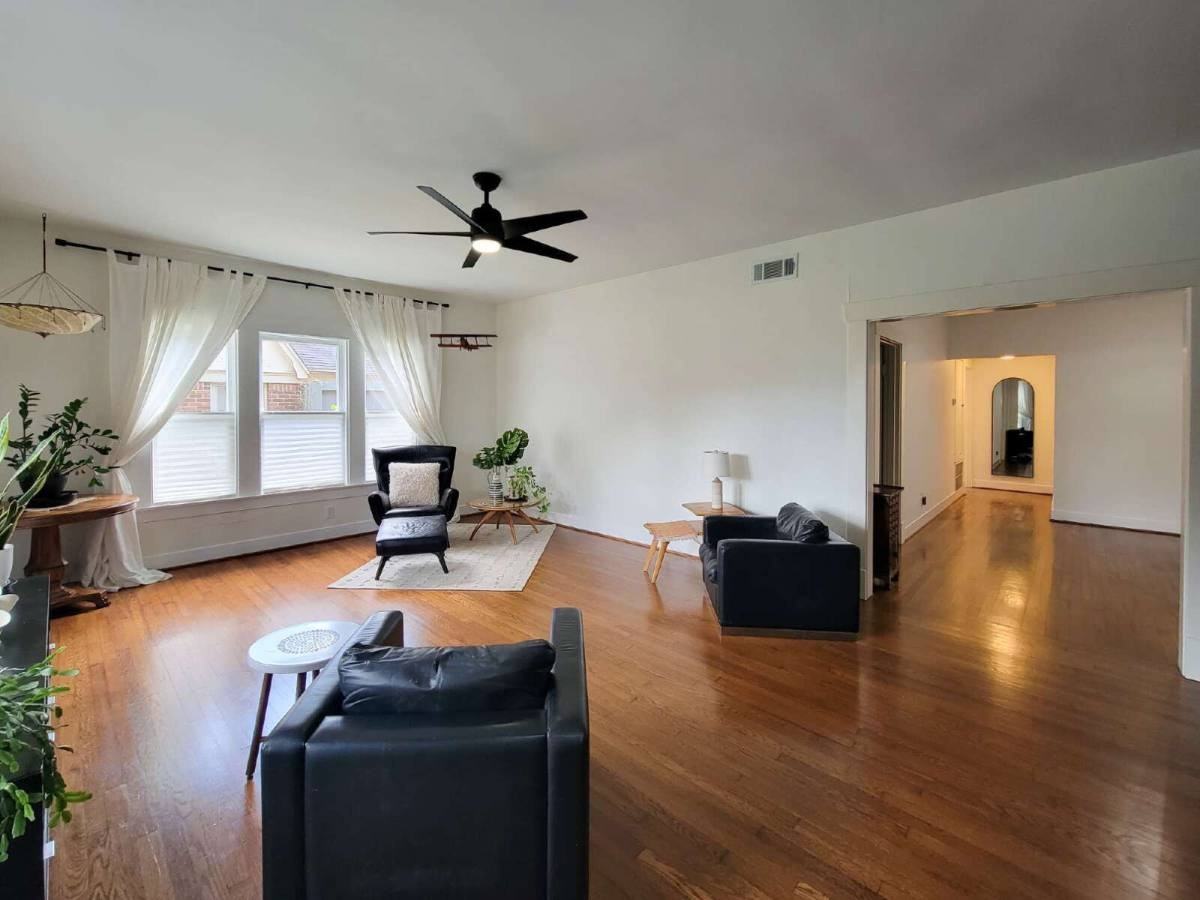 1635 Norfolk St #2 - Photo 3 of 20