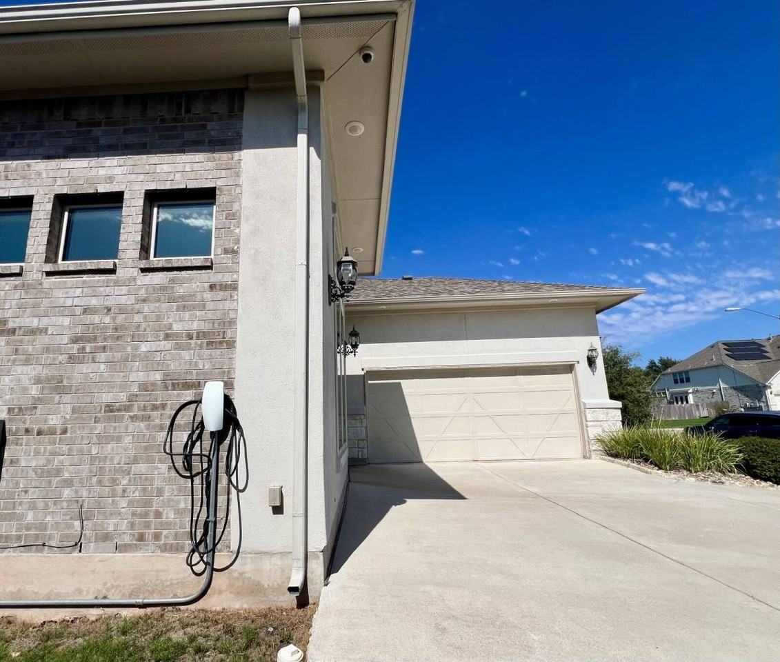 18108 Prato Dr - Photo 4 of 20
