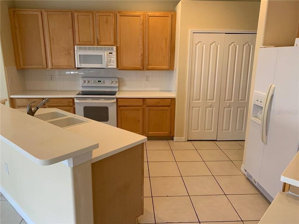 2732 Avon River Dr - Photo 2 of 12