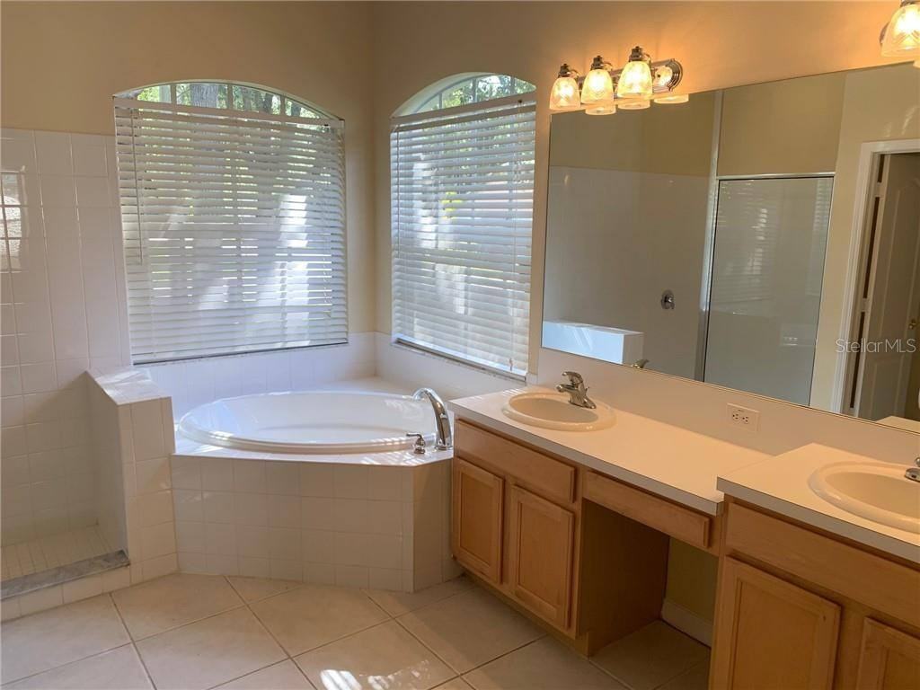 2732 Avon River Dr - Photo 4 of 12
