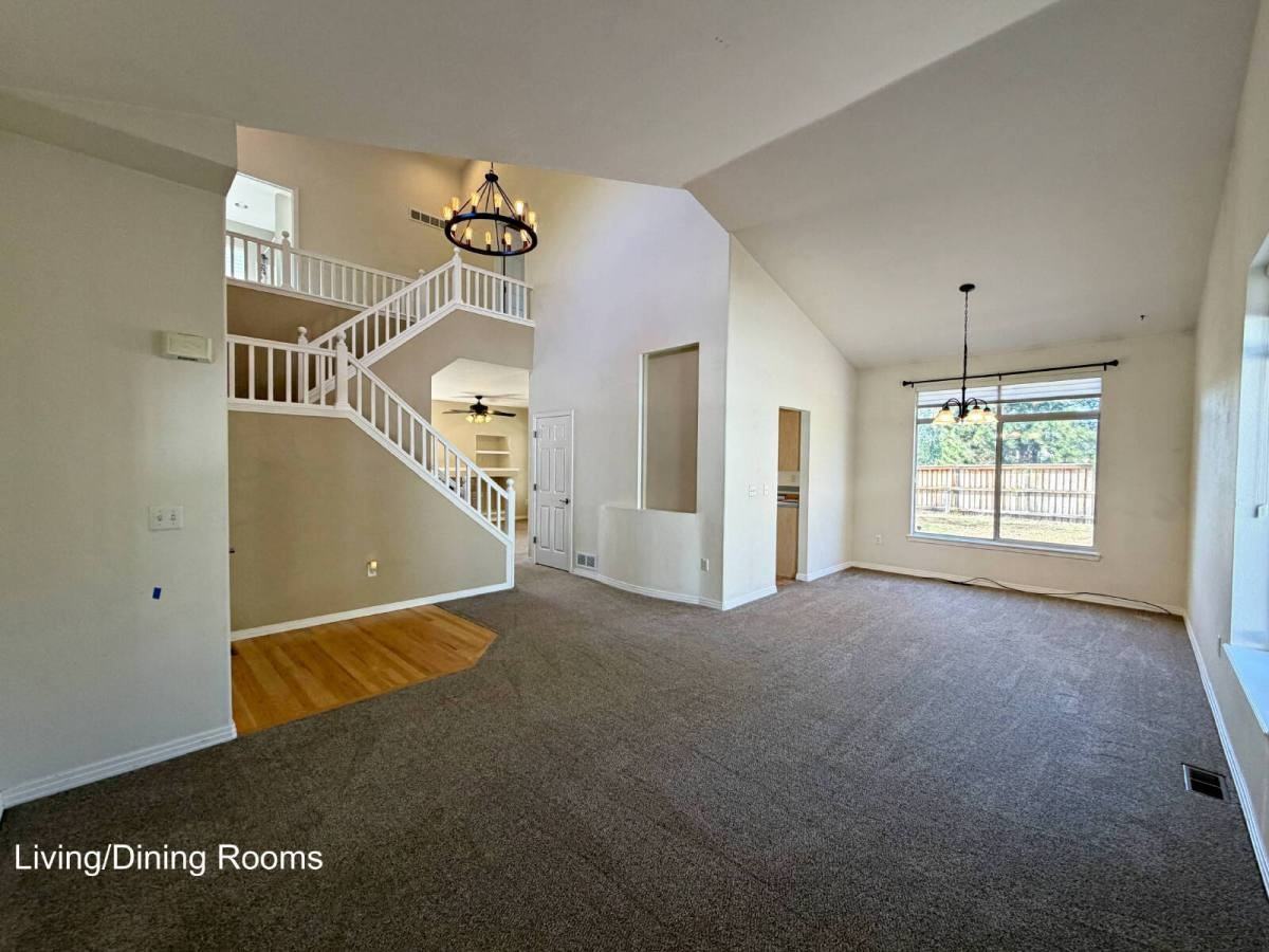 15916 Sequoia Dr - Photo 5 of 10