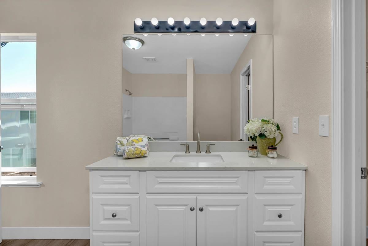 3758 Morning Glory Ave - Photo 3 of 10
