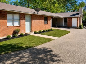 415 Thelma Dr #B - Photo 1 of 1