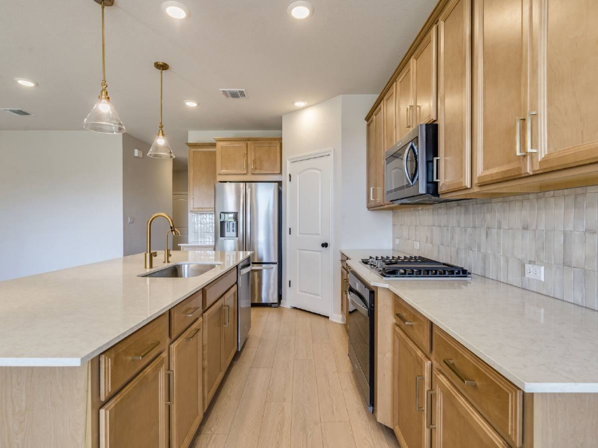 308 Marvins Bnd - Photo 7 of 20