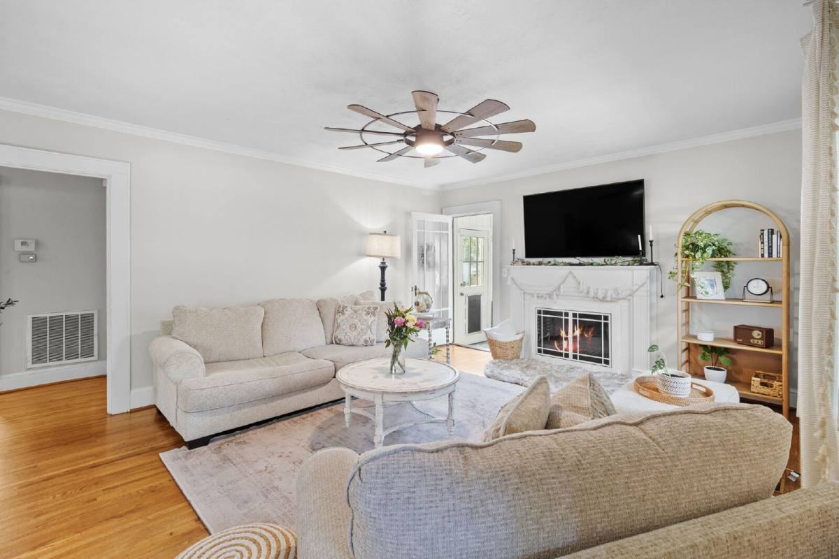 816 Winston Ave - Photo 3 of 10