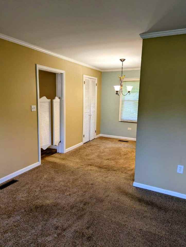 201 Magnolia Cir Se - Photo 7 of 10