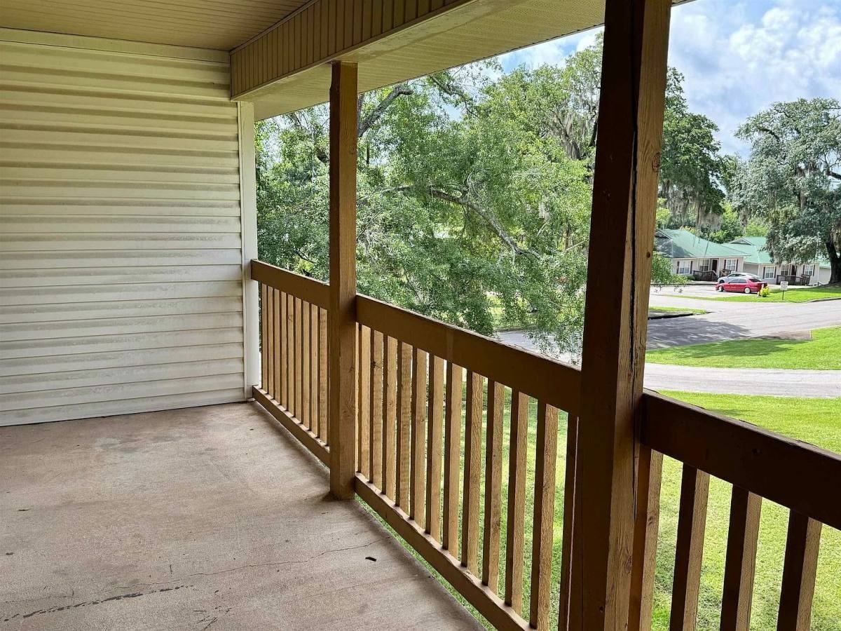 1108 Greentree Ct #I - Photo 2 of 10