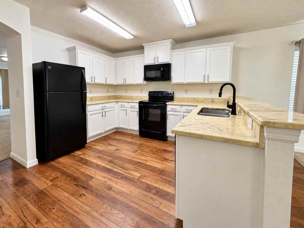 11102 Carrick Stone St - Photo 3 of 16