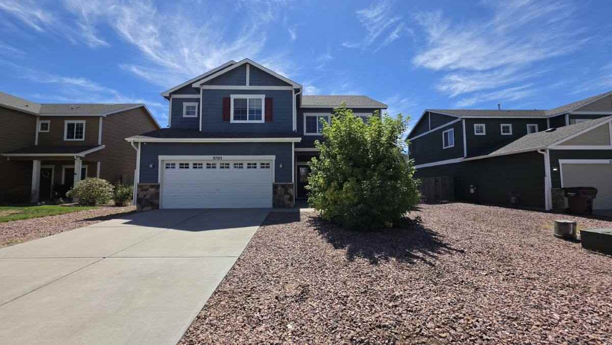 3703 Chia Dr - Photo 2 of 10