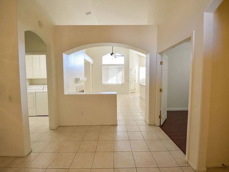 10325 Whispy Willow Way - Photo 4 of 10