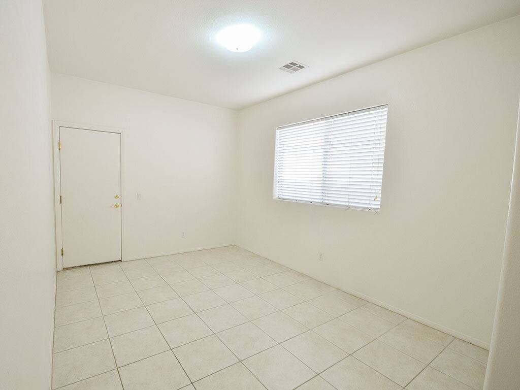 10325 Whispy Willow Way - Photo 6 of 10