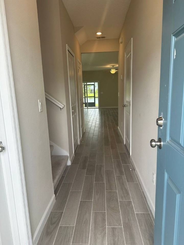 133 Boracay Cir - Photo 5 of 10
