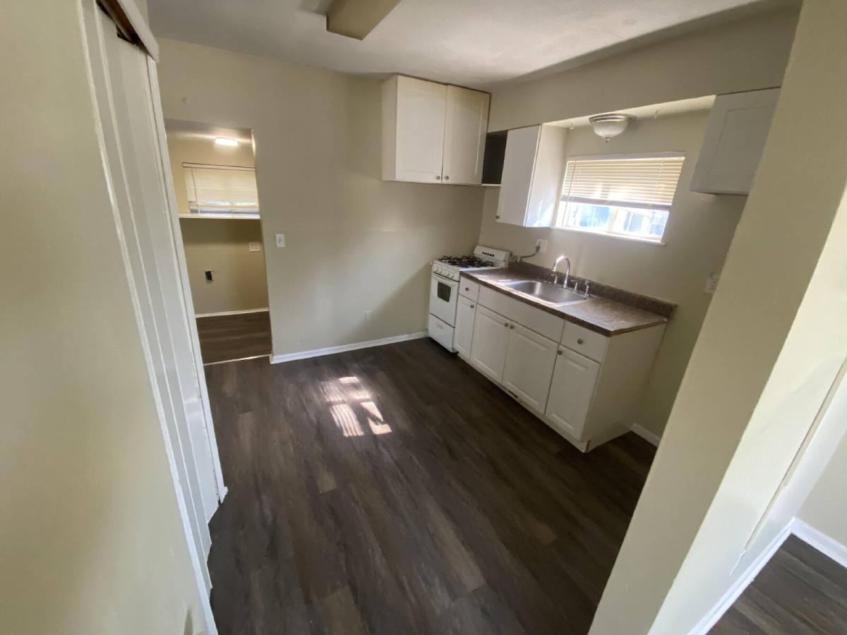 7067 Studebaker Ave - Photo 6 of 10