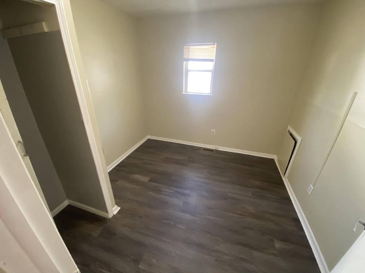 7067 Studebaker Ave - Photo 7 of 10