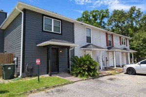 featured image of 7022 Chapel St #15
