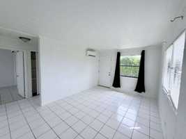 featured image of 1409 W 33rd St #2