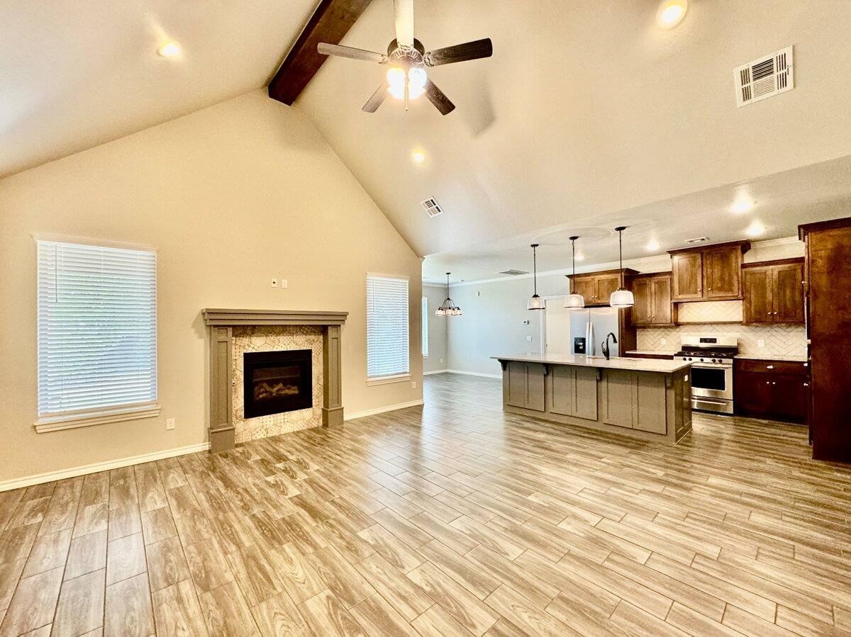 19601 Millstone Crossing Dr - Photo 2 of 10