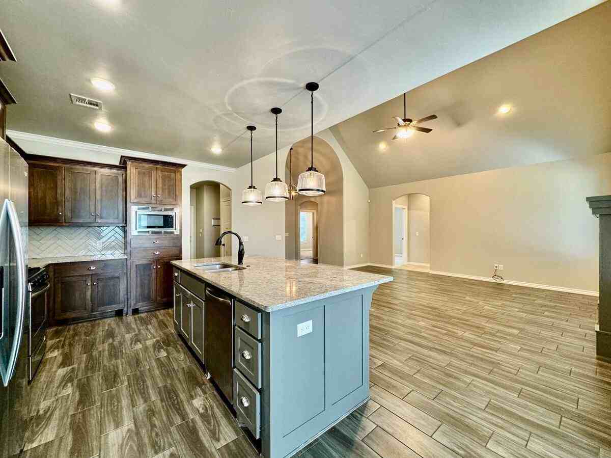 19601 Millstone Crossing Dr - Photo 6 of 10