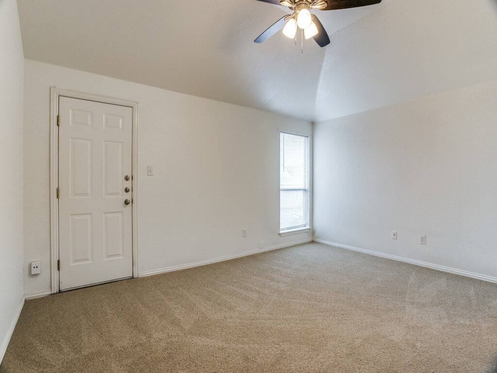 11911 Clovite Ct - Photo 3 of 12