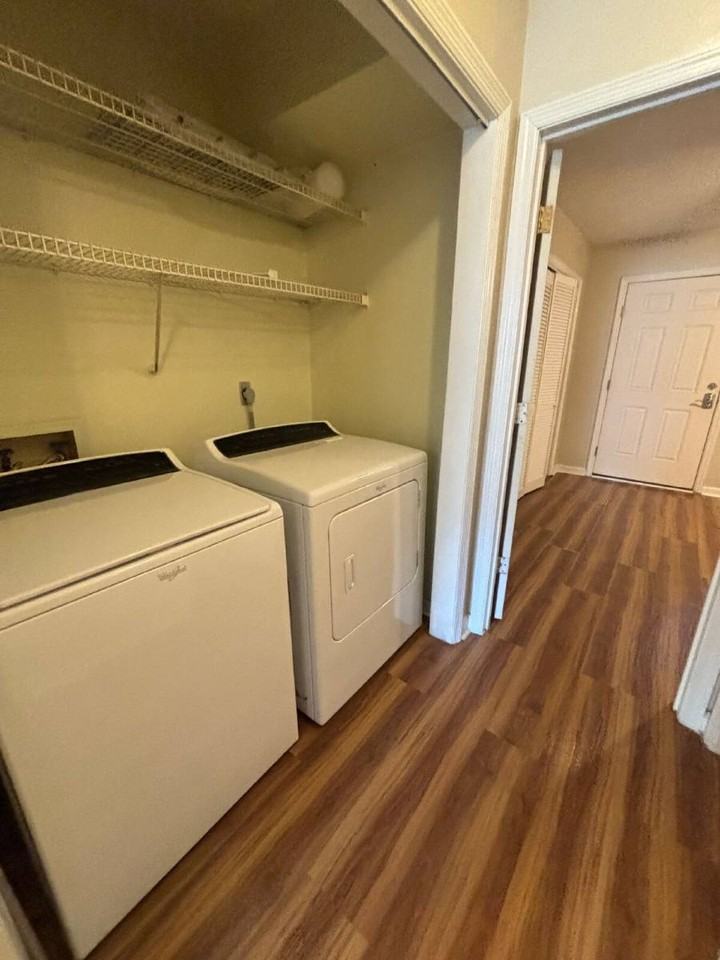 1816 Jackson Bluff Rd #C - Photo 7 of 10