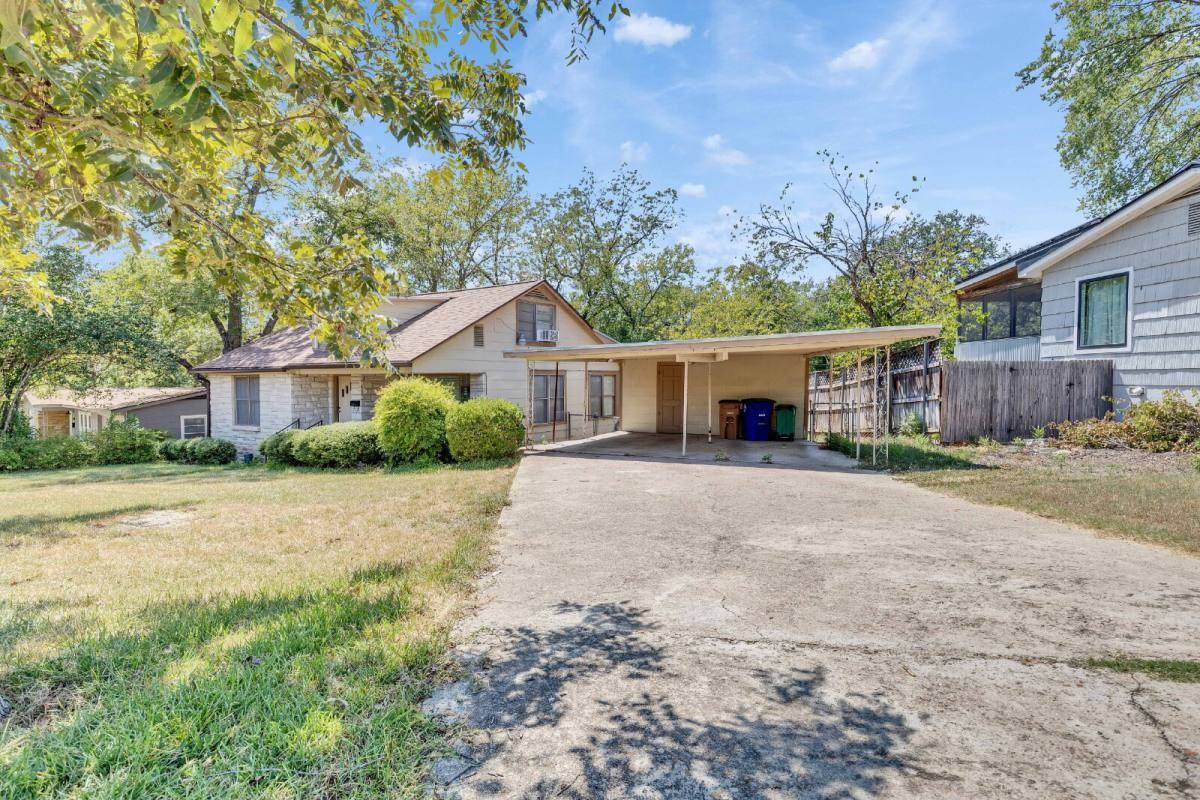 3810 Brookview Rd - Photo 3 of 20