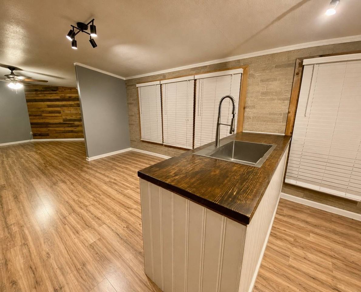 27125 Riley Rd - Photo 7 of 10