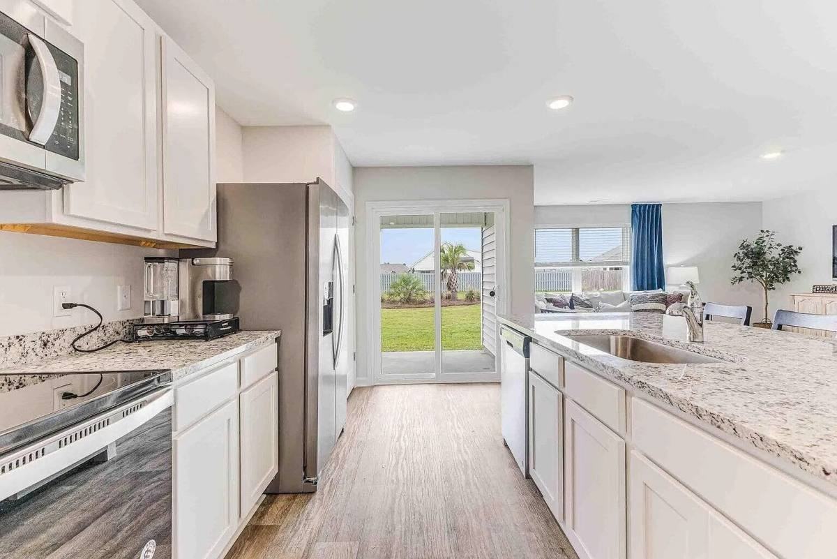 4071 Morning Light Dr Se - Photo 5 of 10