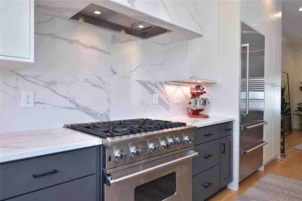 3667 Peachtree Rd Ne - Photo 6 of 10