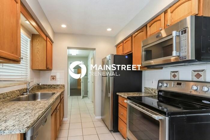 8828 Robin Rd - Photo 4 of 16