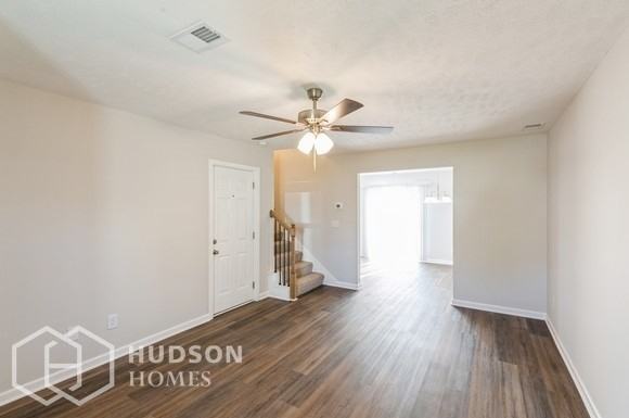1206 Merritt Hill Trl - Photo 3 of 18