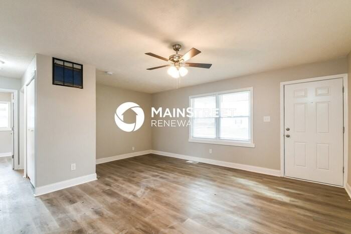 4917 Barlow Dr - Photo 6 of 16