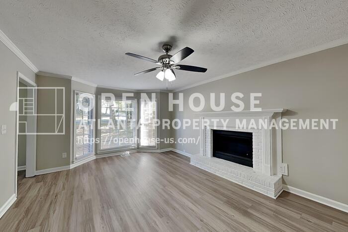 750 Winnbrook Dr - Photo 5 of 21