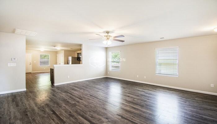810 Kent Dr - Photo 6 of 27