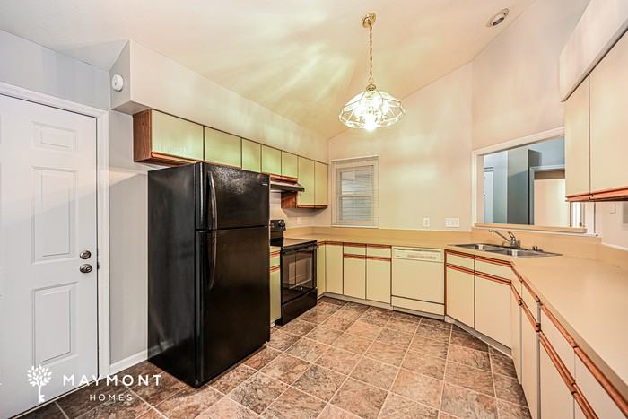 3218 Vineyard Ct - Photo 6 of 13