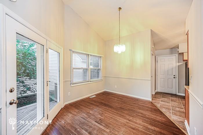 3218 Vineyard Ct - Photo 7 of 13