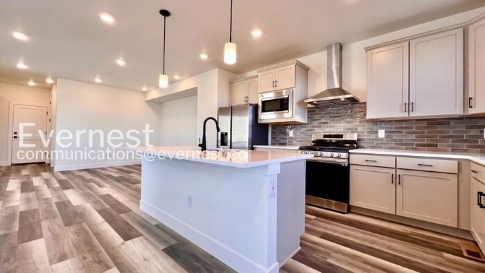 1237 S Algonquian St - Photo 6 of 22