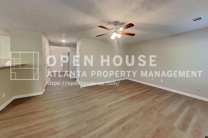 111 Crestbend Ln - Photo 5 of 23