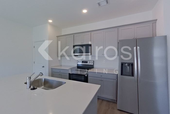 103 Oak Gln - Photo 6 of 26
