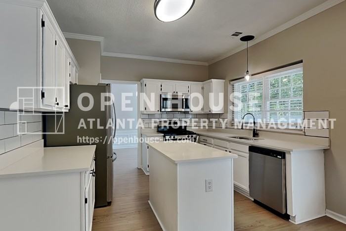 4825 Tanners Spring Dr - Photo 6 of 23