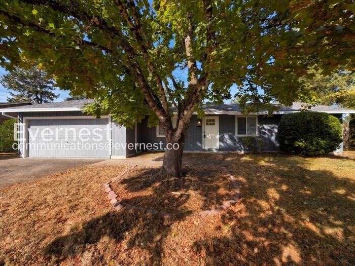 2259 Ne Thomas St