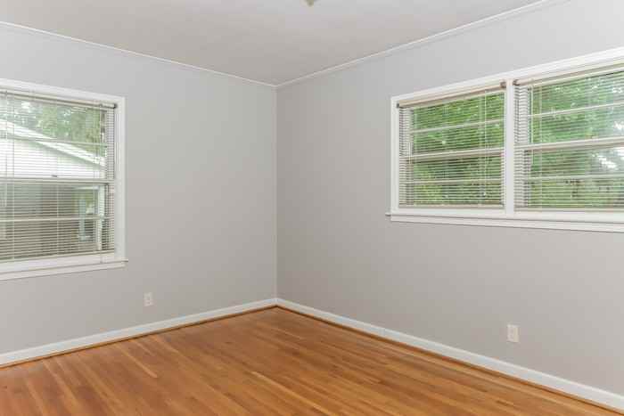 3836 Marie Cook Dr - Photo 6 of 11