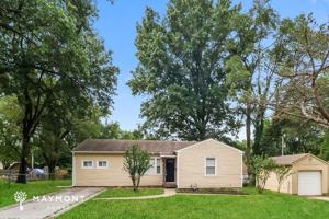 featured image of 10509 E 65th Ter